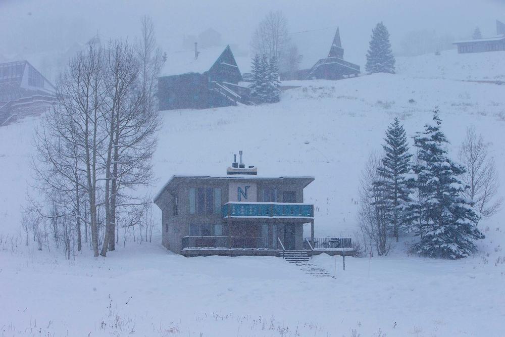 Nordic Inn Крестед-Бьютт Экстерьер фото